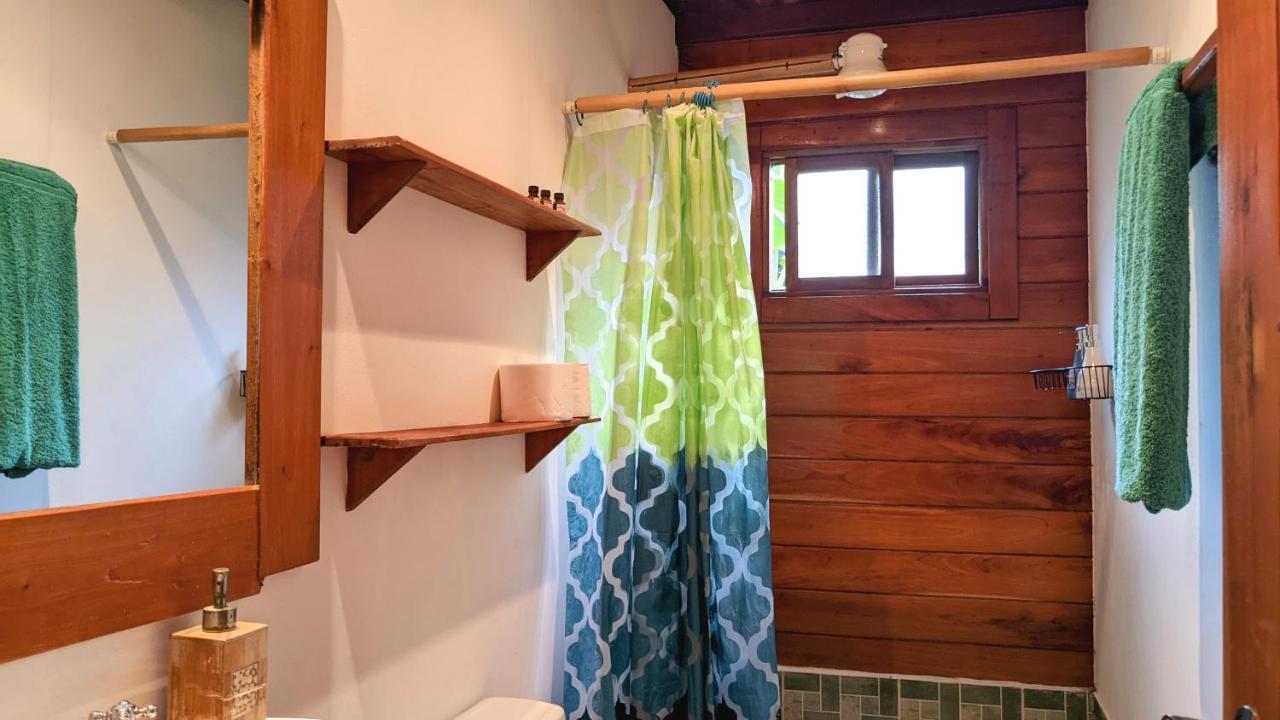Wood Cabin - Cabana Maderas Balgue 外观 照片